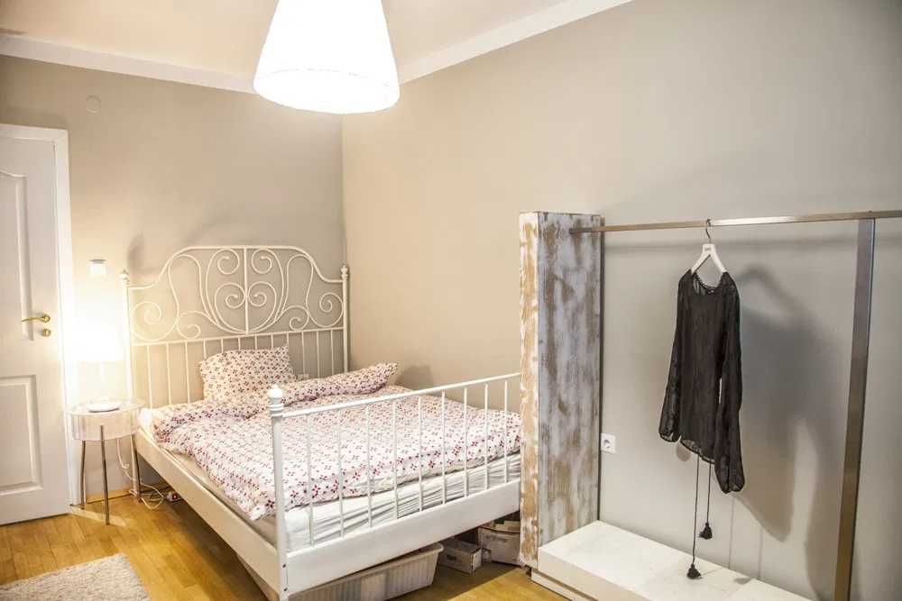 Продава се Тристаен апартамент в Пловдив, Център - 92 кв.м за 1070 €/кв.м - Снимка #1