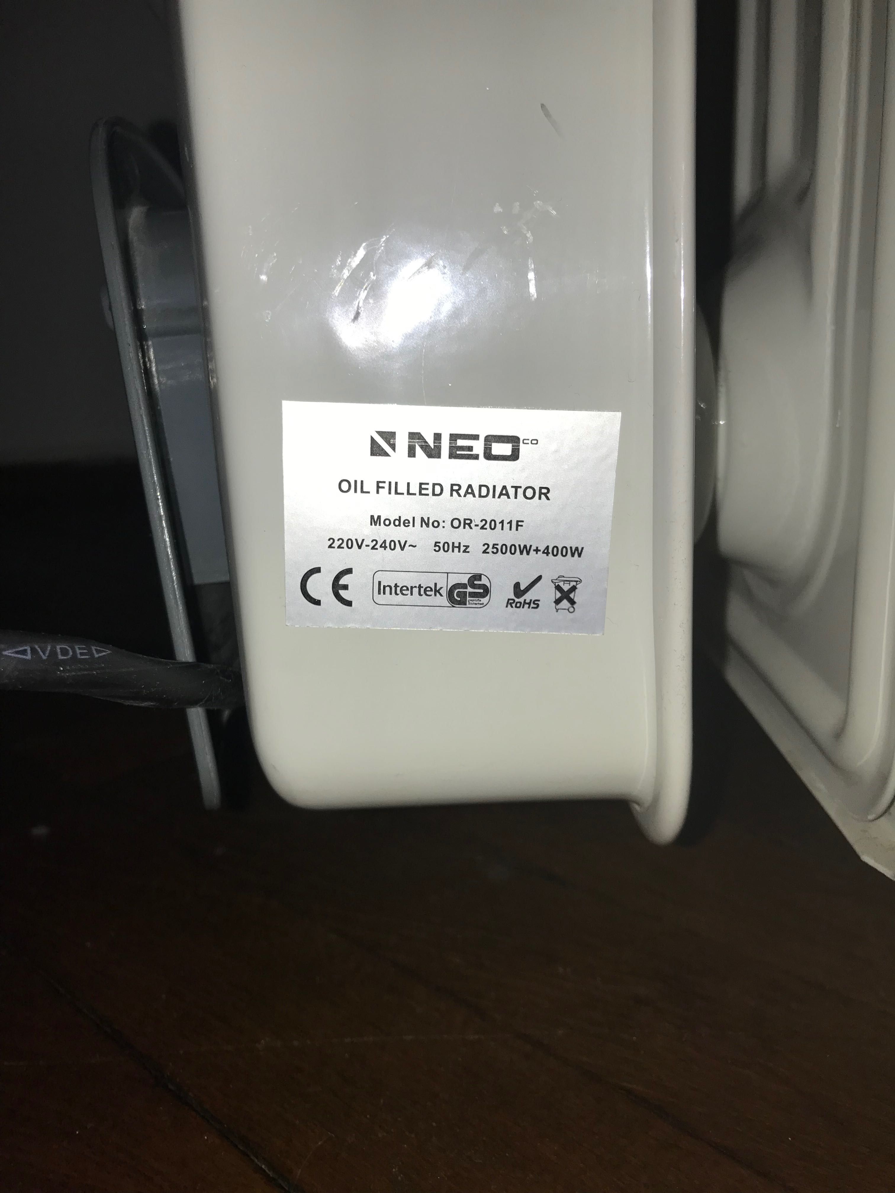 Маслен радиатор NEO 2500 W + 400 W 10 ребра