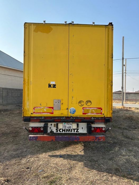 Прицеп шмитцз 2002 года