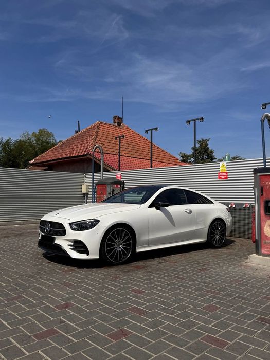 Mercedes-Benz E Mercedes-Benz E 220 d Coupe 9G-TRONIC Night Edition Alb Perlat