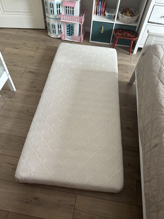 Матрасы 2шт 80х180