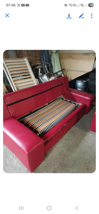 Vand canapea extensibila,fiarte putin folosita,cu 2 fotolii!