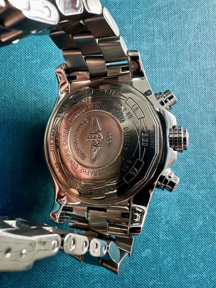 Мъжки луксозен часовник Breitling Super Avenger 48mm Chronograph