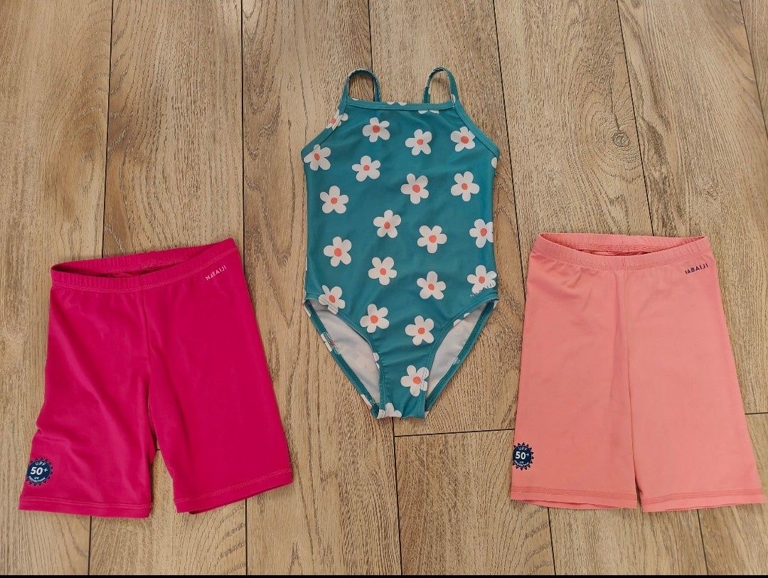 Costum de baie și sort anti-UV Decathlon 3-4 ani