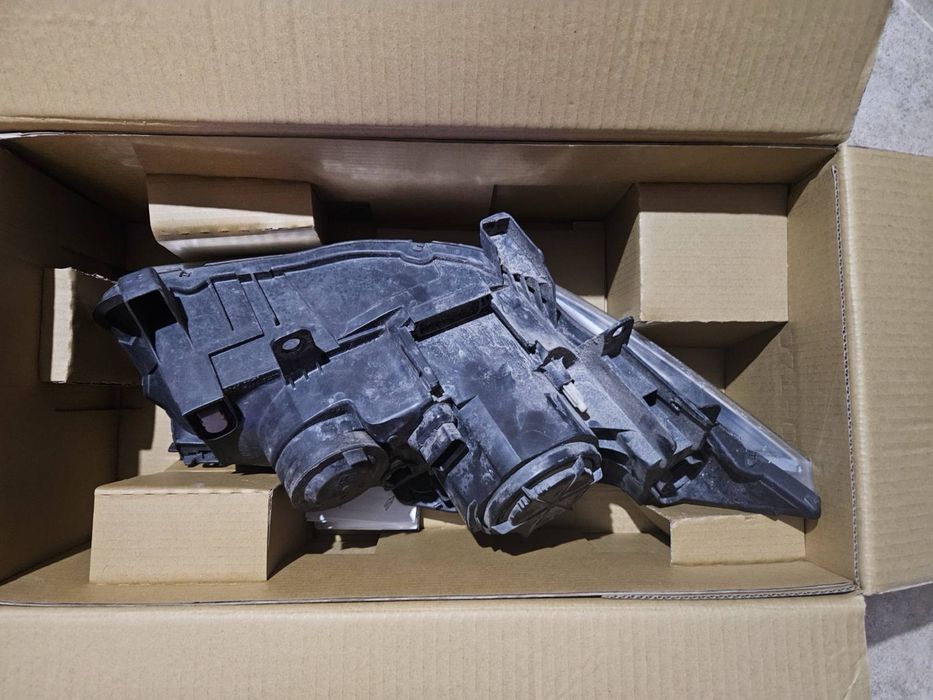 фарове за Рено Меган