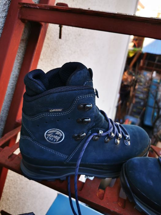 Vand bocanci ghete Meindl si Lowa GTX noi 37,5-38,5