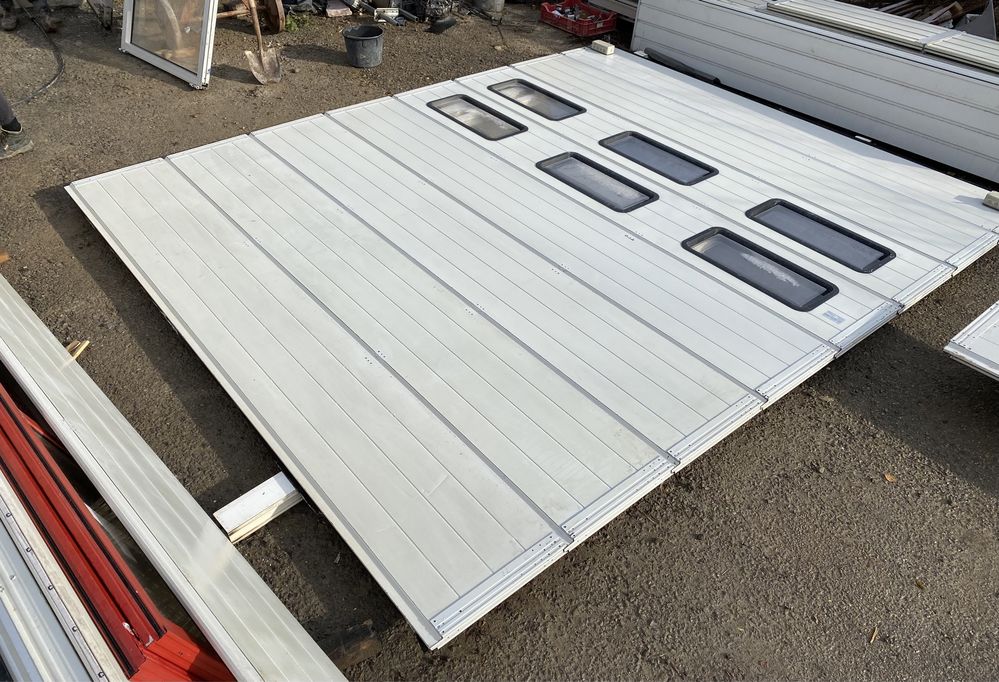 USA SECTIONALA INDUSTRIALA Hormann poarta garaj H 408 x L 329 GARANTIE