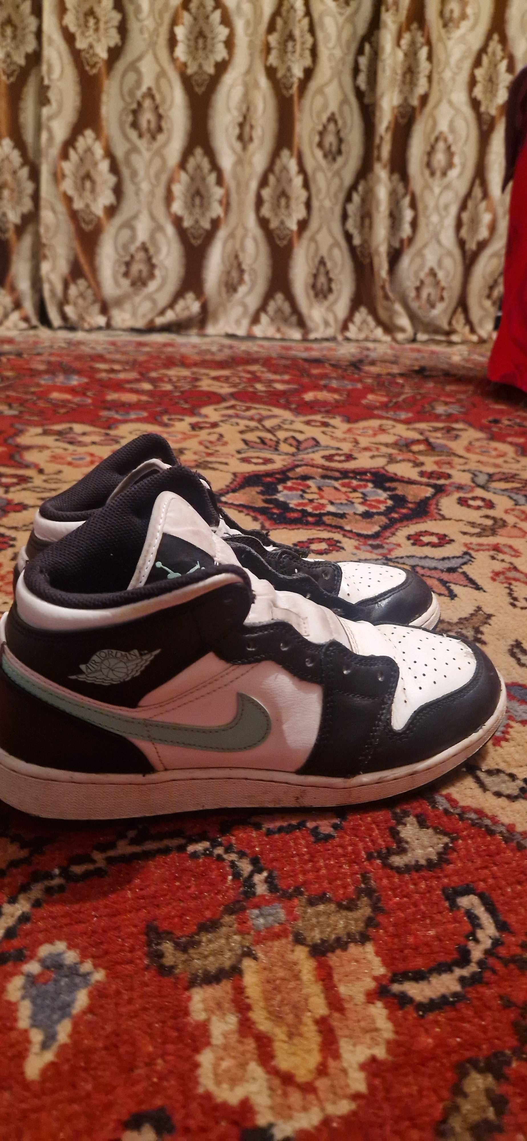 Jordan 1 mid mai multe in bio