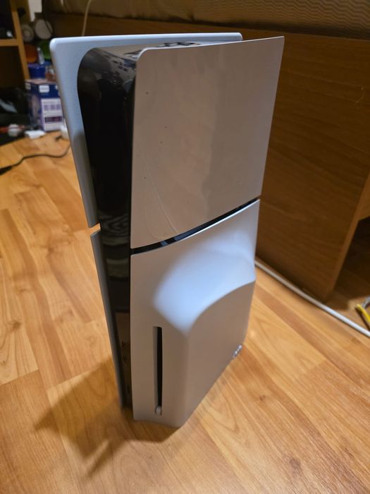 PS5 slim disk edition