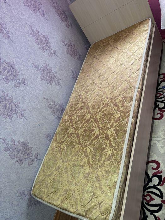 Продам кровать Однаспальня