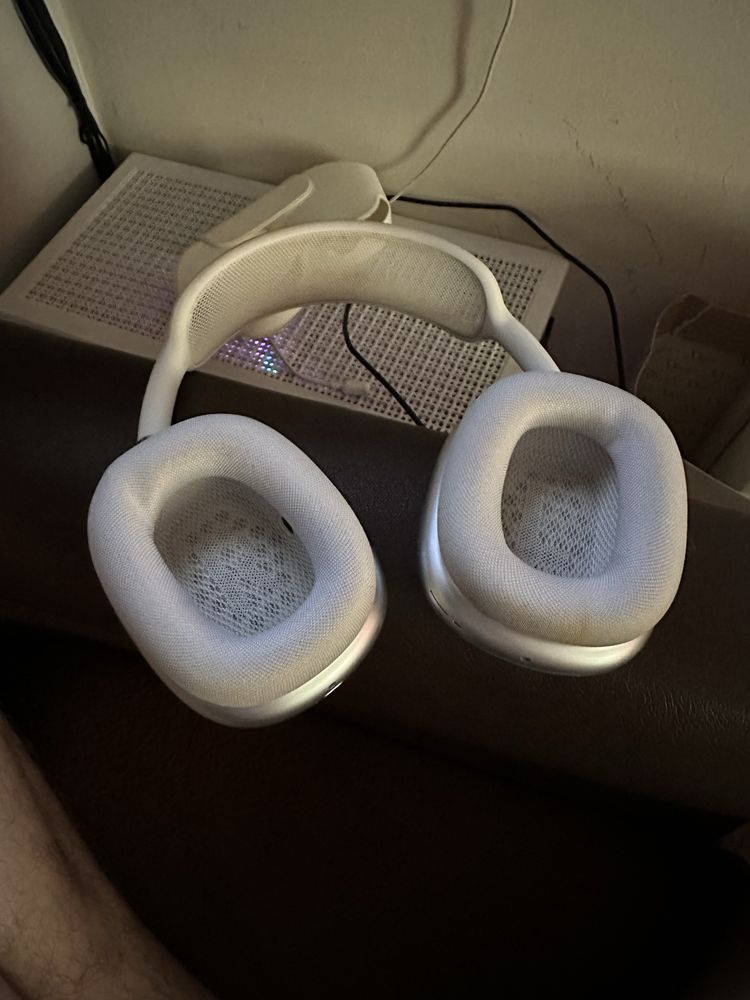 Продам airpods max