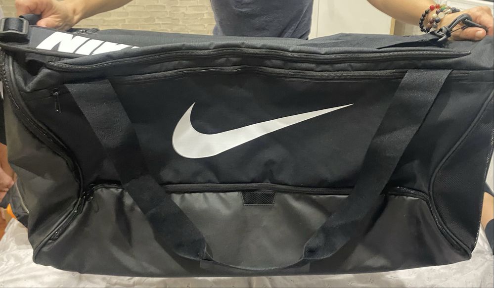 Сак Nike.