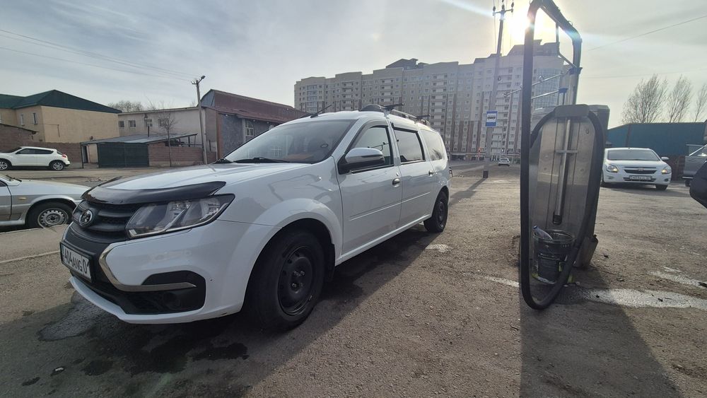 Лада Ларгус продаётся