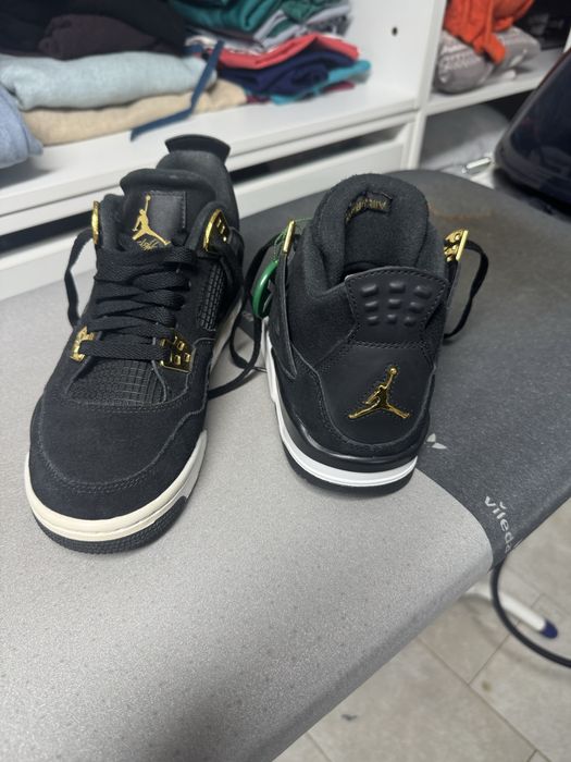 Jordan 4 retro royality
