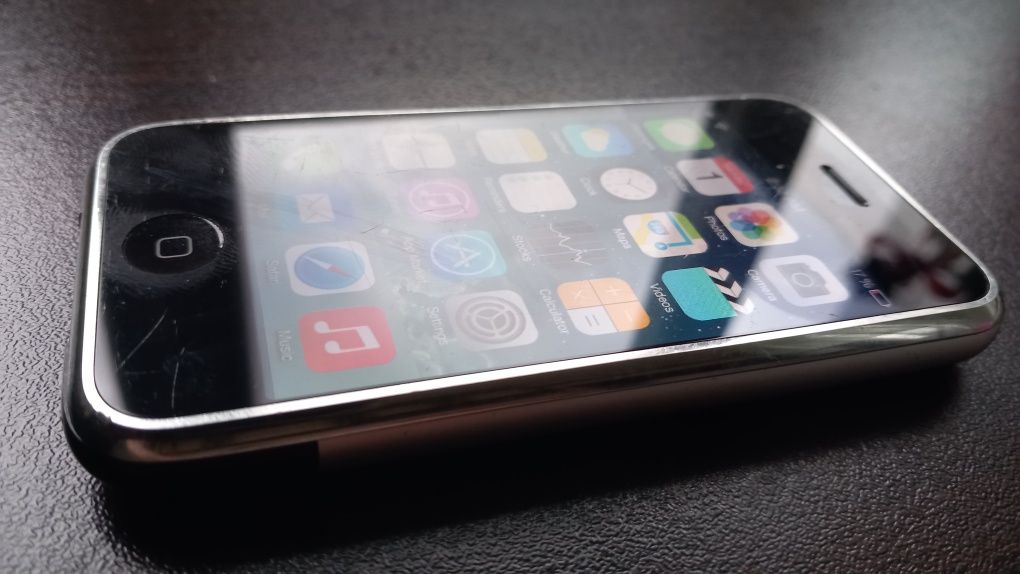 iPhone 2G 16gb ОРИГИНАЛ