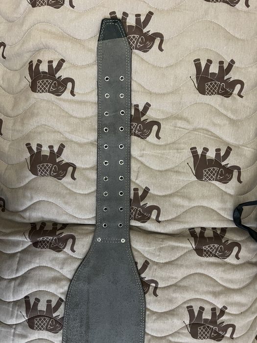 Centură din piele pentru culturism la ridicat greutați….