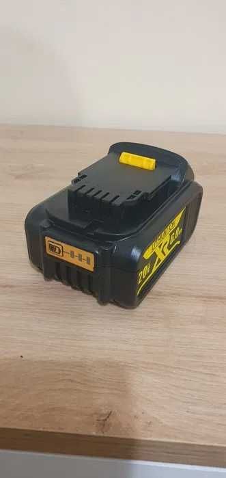 Vand si Repar Acumulatori Compatibili Hilti Makita Dewalt Bosch 18v