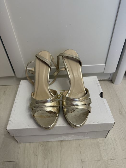 Sandale aurii cu toc de ocazie, nunti, botezuri, cununii, Vanilla Days