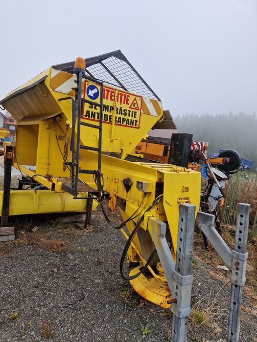 Lame de Zăpadă și sălăriță