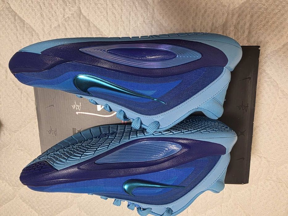 Дамски маратонки Nike