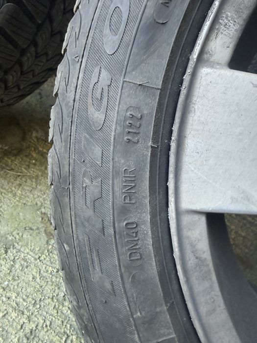 Продавам джанти с гуми 17цола БМВ Е60 Оригинални