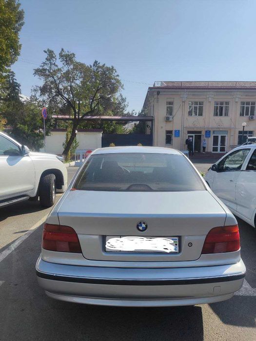 Продается BMW5 E39