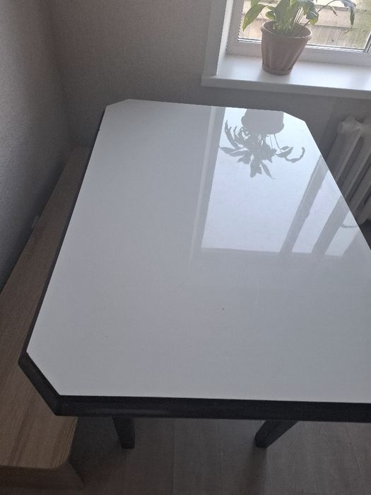 Продам Стол кухонный