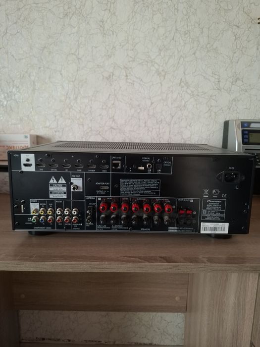 Ресийвър Pioneer VSX 827 и колонки.