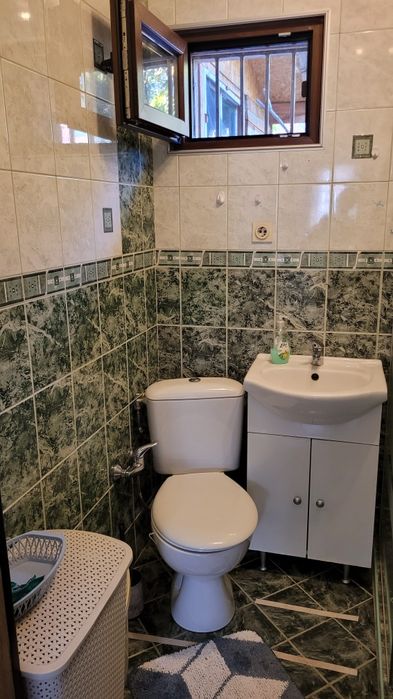 Продавам къща село Николово