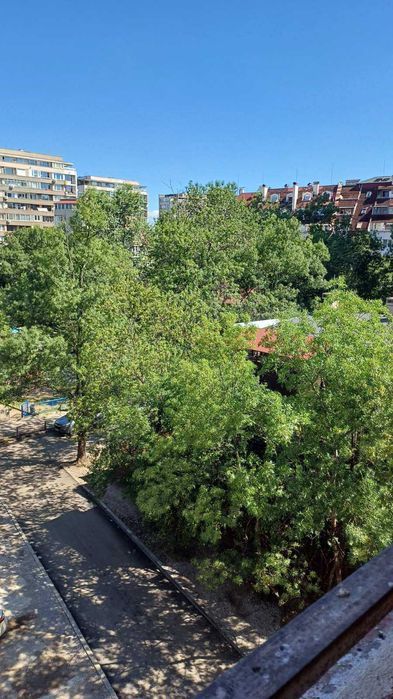 Продава се Тристаен апартамент в София, Стрелбище - 108 кв.м за 2584 €/кв.м - Снимка #9