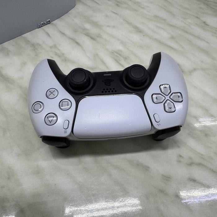 Consola PlayStation 5 Slim  Disk 1Tb + 1 Maneta Zeus Amanet 2699