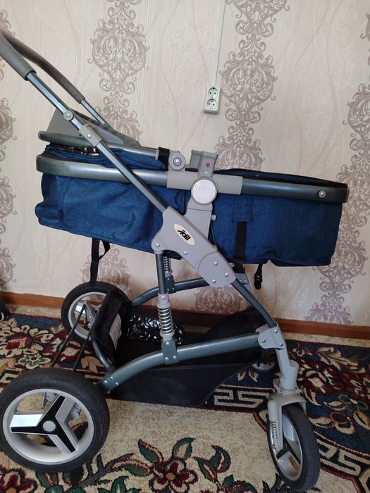 Продаю коляску в отличном состоянии
