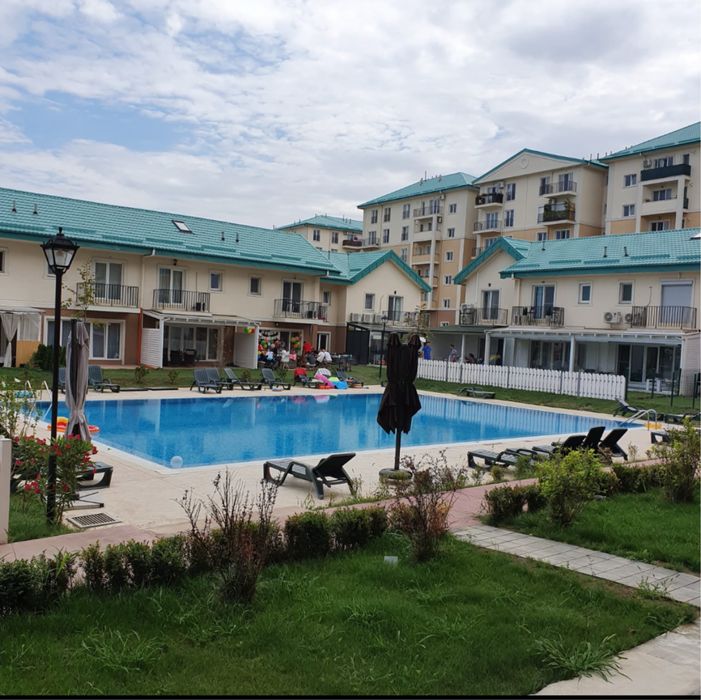Cosmopolis Parter 2 Cam + Gradina