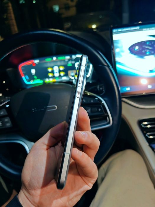 Honor magic 7 pro 12/512 GB Global sim+esim+IMEI. Как новый 100%ёмкост