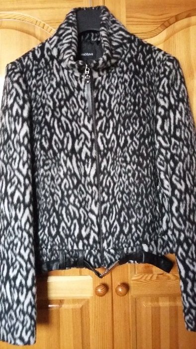 Яке MOTIVI Италия с Декорации Кожа и Луксозен плат! НОВО!