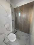 Paravan de dus de tip Walk-in NOU