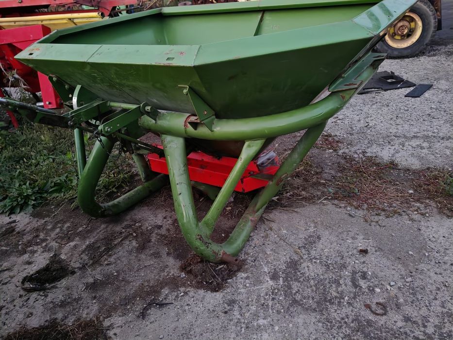MIG împrăștiat Azot Amazone 600kg cu 2 talere