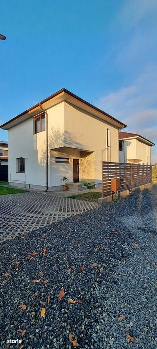 Proprietar vând vilă nouă în Otopeni-Odai,P+1,4 camere.