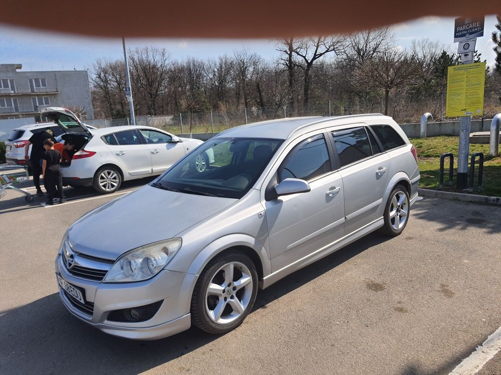 Opel astra h 1.6 benzină