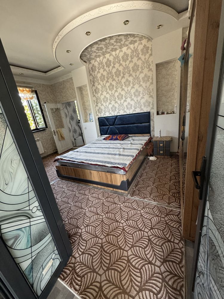 Shoroda 21- maktab roparasidegi hovli uy sotiladi