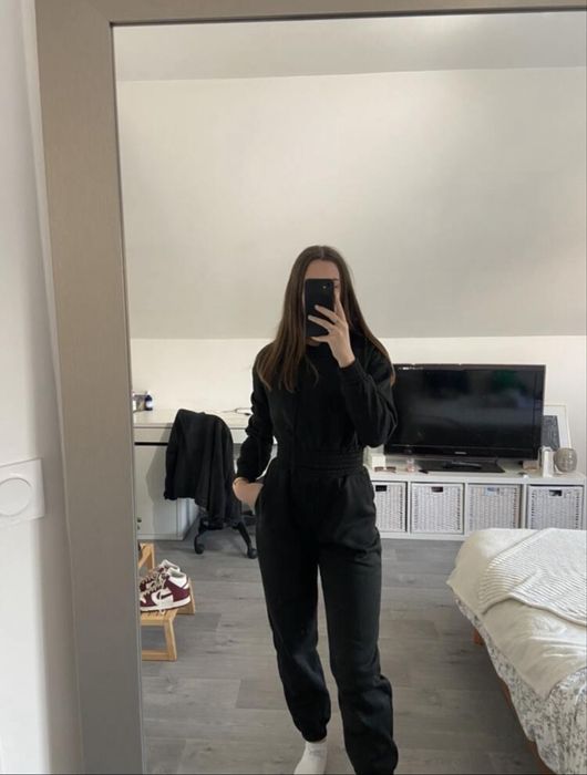 Черен ватиран екип