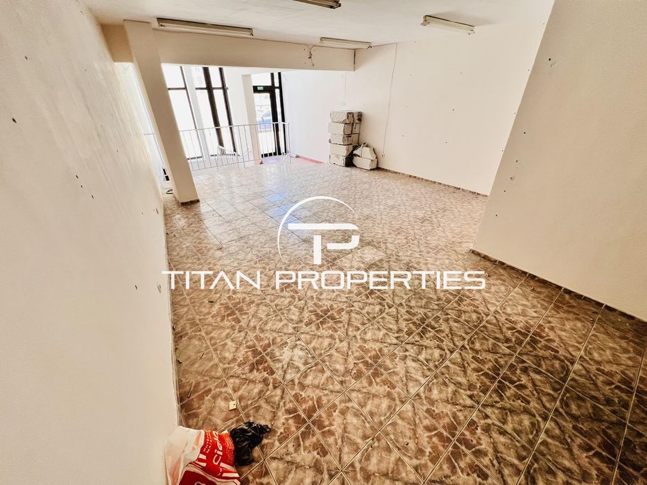 Дава се под наем Магазин в Бургас, Център - 189 кв.м за 612 € - Снимка #2