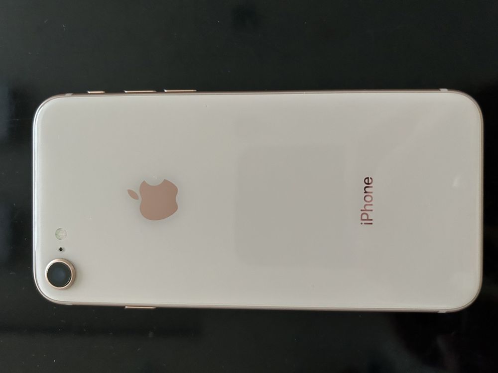 IPhone 8 / Неразличим от нов