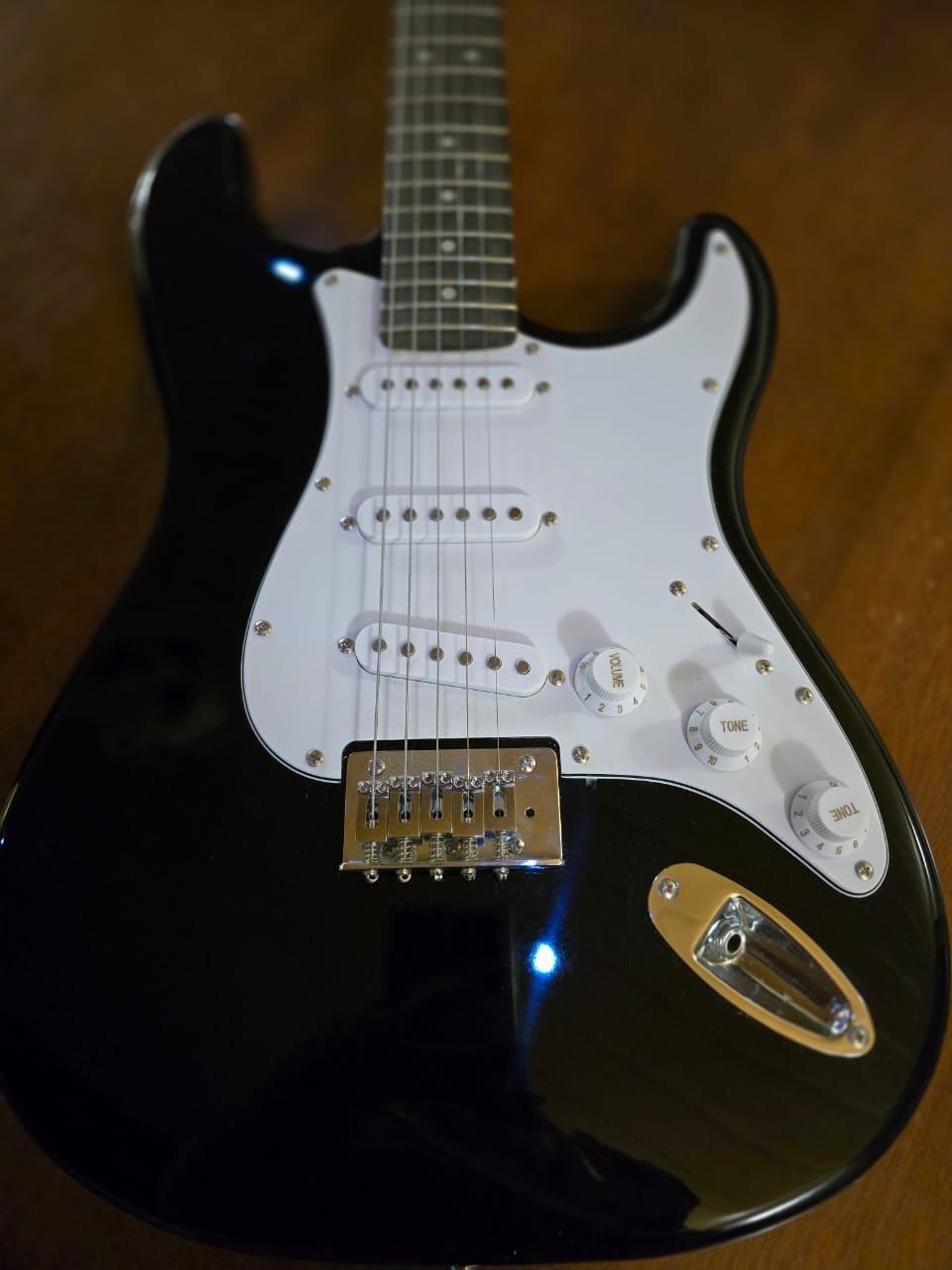 Электро гитара STRATOCASTER