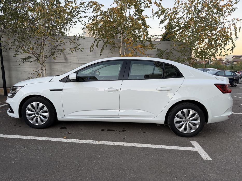 Renault Megane Berlina 06.2021 1.3 Benzina 140 CP 71.000 km reali