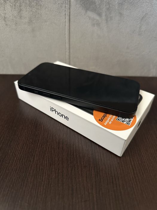 iPhone 14 midnight 128Gb