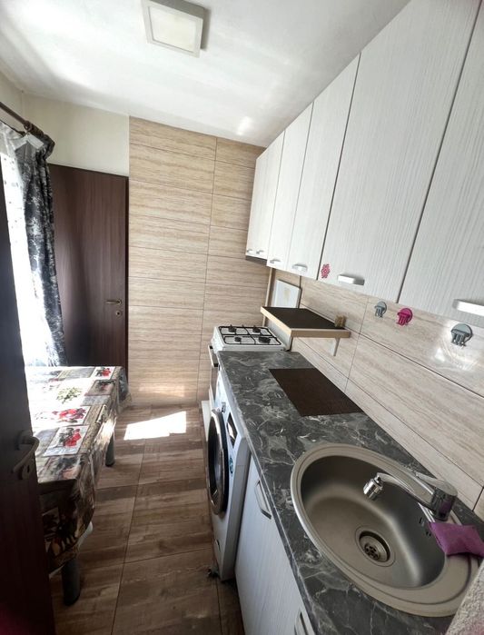 Închiriez garsonieră zona Prundu