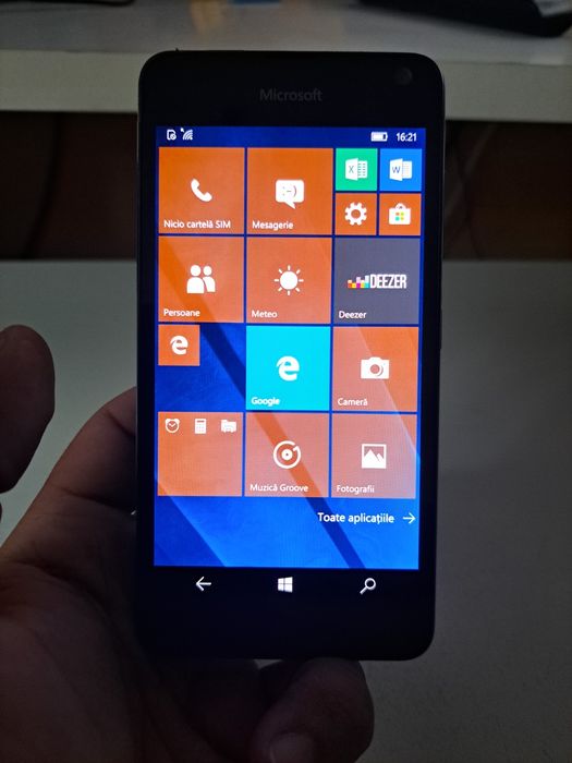 vand Microsoft Lumia 650
