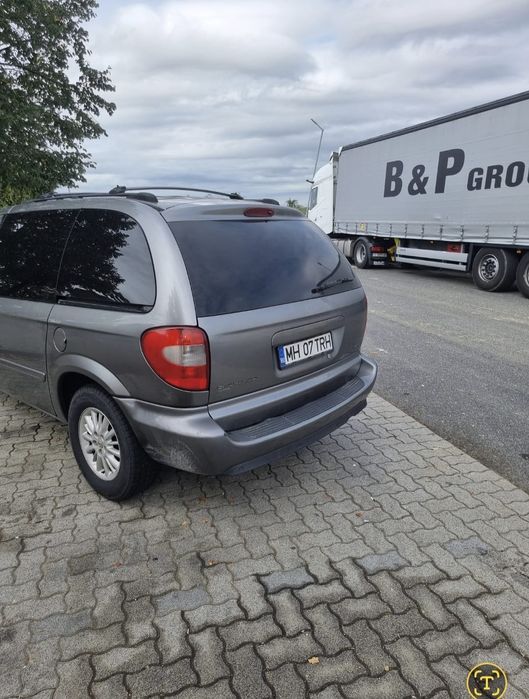 Chrysler voiajer 2.8
