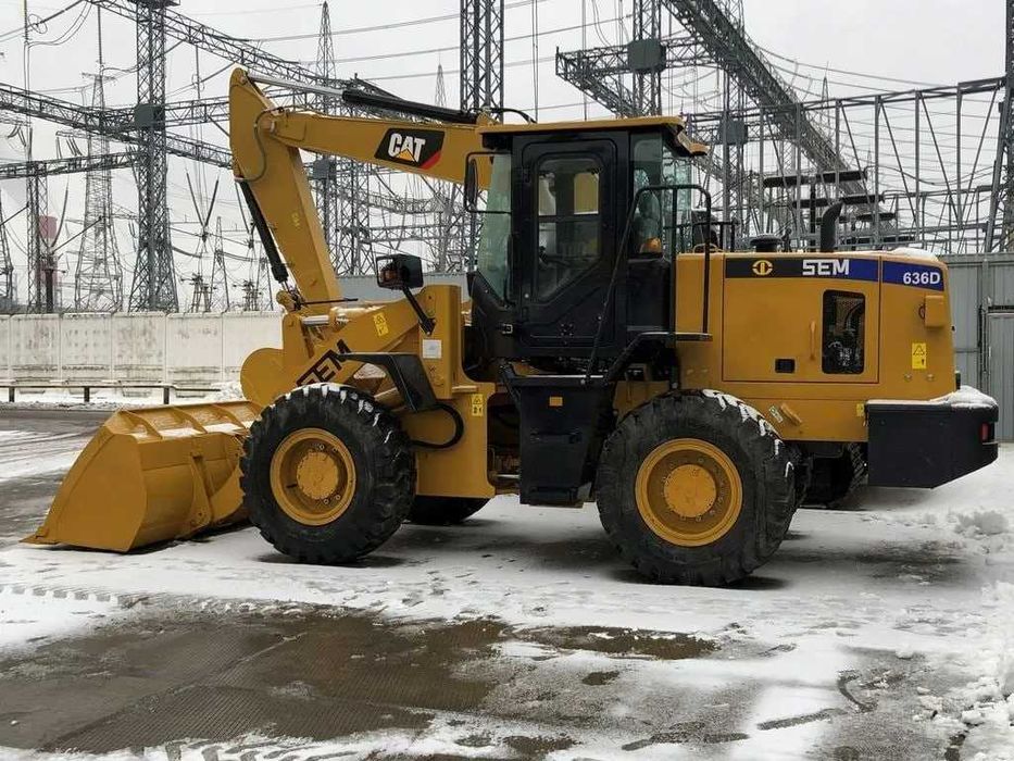 Фронтальный погрузчик SEM [636D] 2м³